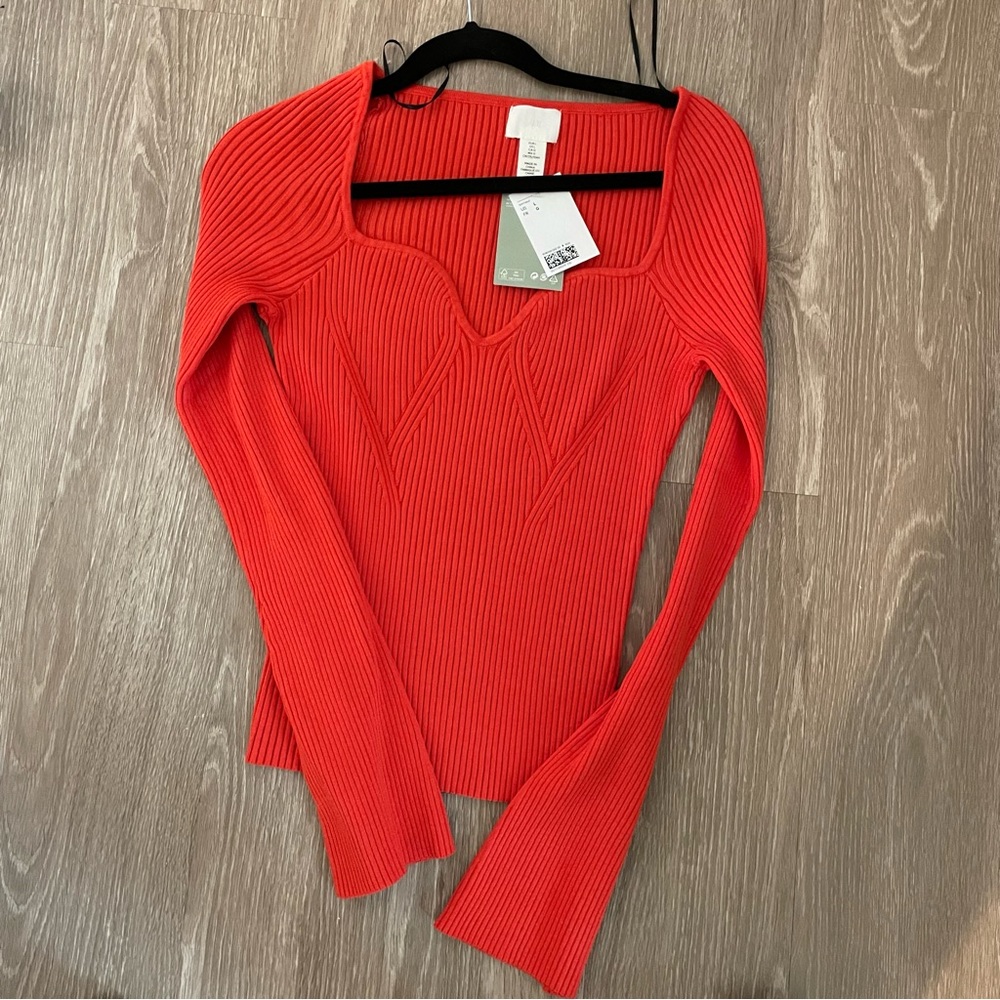 H&M red top!! Never worn!